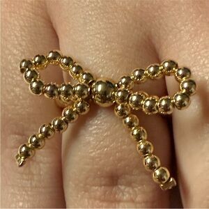 Gold Bow Beaded Stretch Ring
